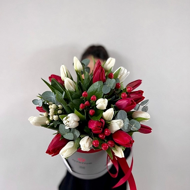 Разноцветные тюльпаны в коробке "Candy mix" - фото 3