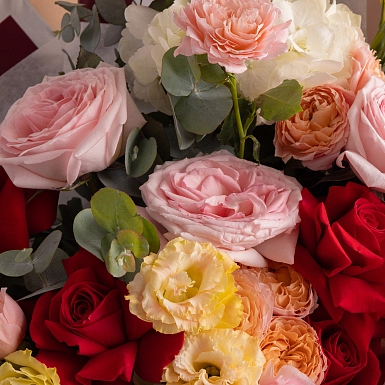 Букет из роз и лизиантусов "Магия Цветов" - фото 5