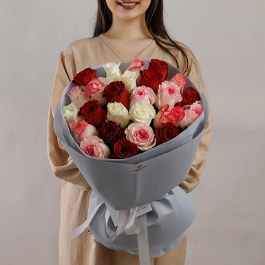 Букет из 25 микс роз 50 см "Тянь-Шань" - фото 1