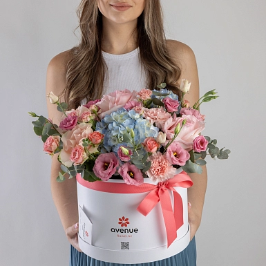 Композиция с гортензией в коробке "De fleur" - фото 1