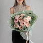 Букет из 11 пионовидных роз Tsumugi - фото 3