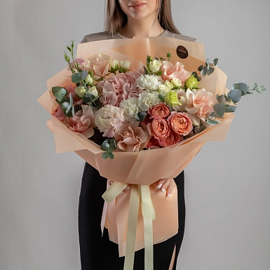 Букет с гортензией “Муза сердца” фото