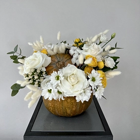 Композиция в тыкве "Мистика"