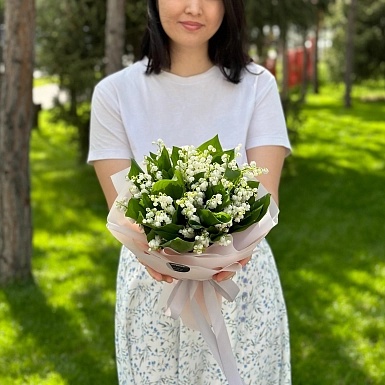 Букет из 51 ландыша - фото 1