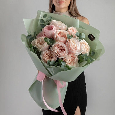 Букет из 11 пионовидных роз Tsumugi - фото 1