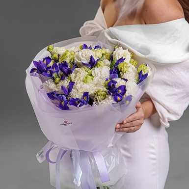 Букет с ирисами и эустомой "Iris mood" - фото 3