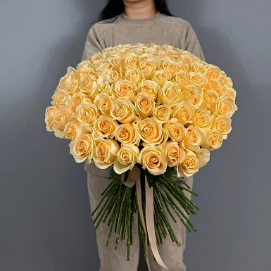 Букет из 101 кремовой розы 70 см "Тянь-Шань" - фото 2