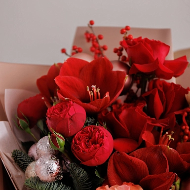 Зимний букет с амариллисами "Кымбат" - фото 3