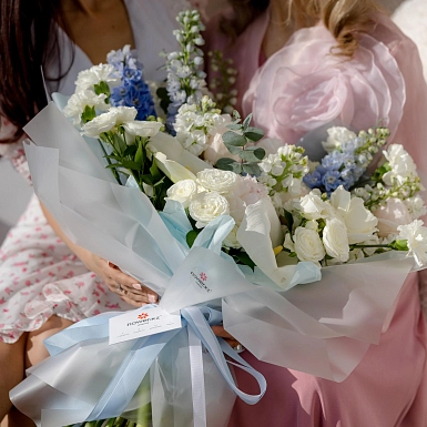 Букет из пионов и дельфиниумов "Айлин" - фото 3