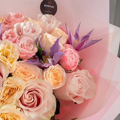 Букет с клематисом "Лютик" - фото 4