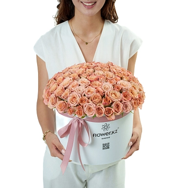 Коробка из 101 капучино роз "Тянь-Шань" - фото 2