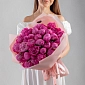 Букет из 35 малиновых пионов - фото 3