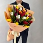 Букет из 25 тюльпанов яркий микс - фото 1