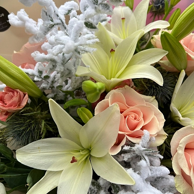 Зимний букет из амариллиса "Снежная метель" - фото 4