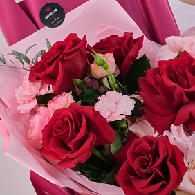 Купить букеты с розами в Алматы