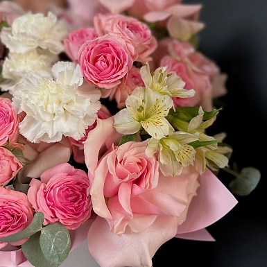 Композиция с кустовыми розами "Доминика" - фото 5