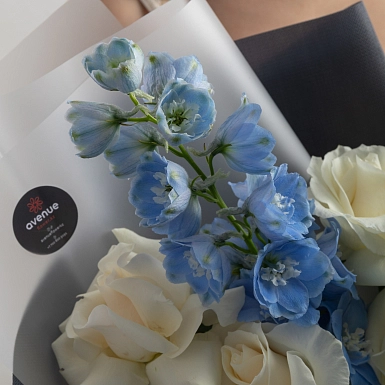 Букет с дельфиниумом "Garden" - фото 5