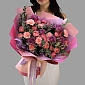 Букет из роз и гвоздик "Аметист" - фото 1