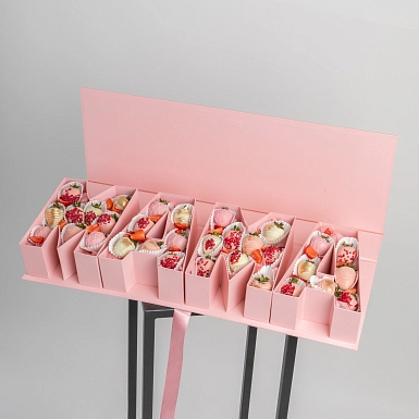 Клубника в шоколаде "Мама" - фото 2