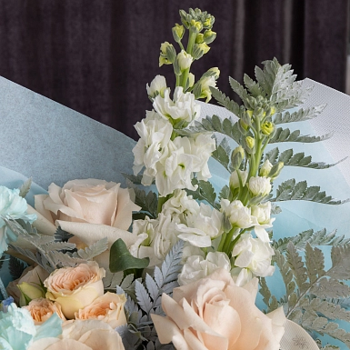 Букет из роз и маттиолы "Moon melody" S - фото 6