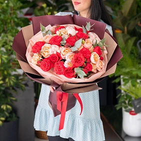 Букет с пионовидными розами "True love"