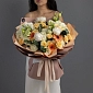 Букет из пионов и гербер "Тепло души" - фото 5