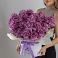 25 фиолетовых сортовых Голландских роз в коробке - фото 3