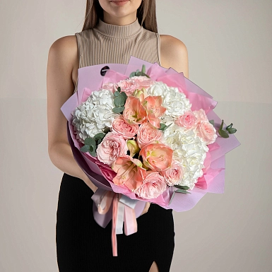 Букет из гортензий и амариллиса "Феникс" - фото 2