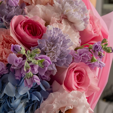 Букет с гортензиями и розами "Miracle" фото