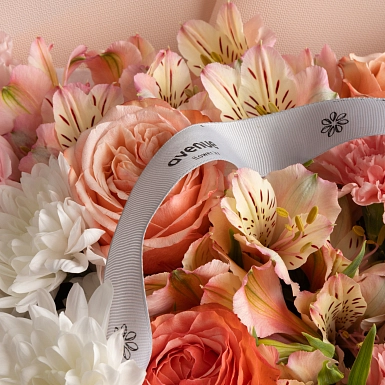 Букет из хризантем и альстромерий "Прима" - фото 5