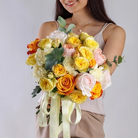 Букет с пионовидными розами "Френч"