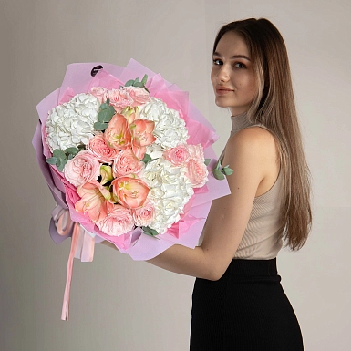 Букет из гортензий и амариллиса "Феникс" - фото 3