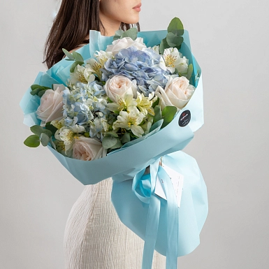 Букет из пионовидных роз "Sky" - фото 4