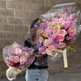 Сет из 2-х весенних букетов из сирени "Огни Венеции"