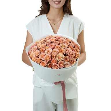 Букет из 51 капучино розы 50 см "Тянь-Шань" - фото 2