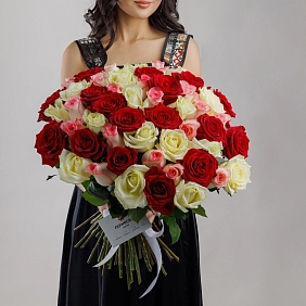 Букет из микс роз 70 см "Тянь-Шань"