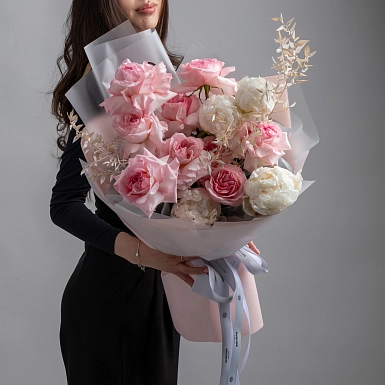 Букет из пионов и пионовидных роз "Ароматный" - фото 3