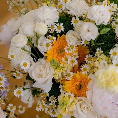 Букет из гербер и ромашек "Танец солнца" - фото 5