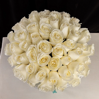 Коробка из 55 белых Голландских роз - фото 3