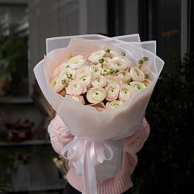 Букет из 25 ранункулюсов "Лоран"