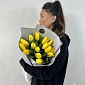 Мини букет из 15 желтых тюльпанов - фото 2