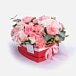 Коробка из гортензии и садовых роз "О любви" фото