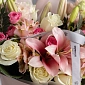 Букет с лилией и розами "Очарование" - фото 5