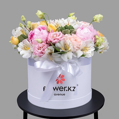 Композиция с пионами "Поэма о любви" S - фото 2