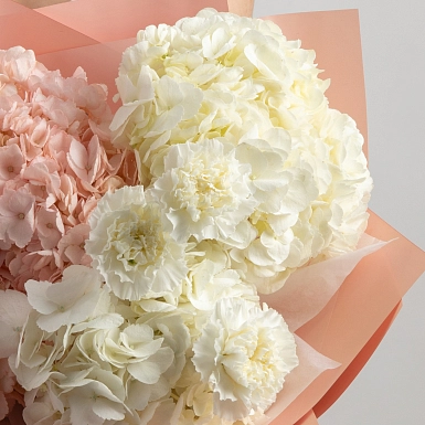 Букет из гортензии “Данелия” фото