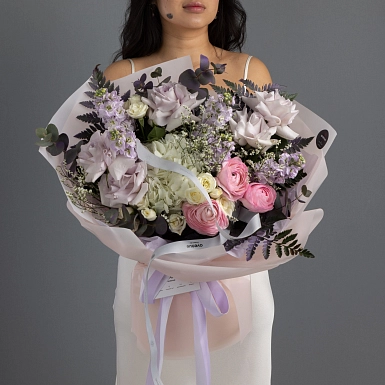 Букет с ранункулюсами "На крыльях любви" - фото 3