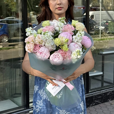 Букет из пионов и маттиол "Miranda" - фото 1