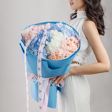 Букет из 5 микс гортензий "Bliss" фото