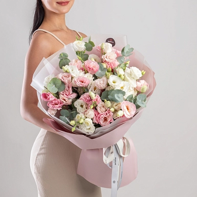 Букет из 15 разноцветных лизиантусов “Лиза” - фото 2