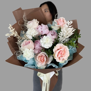 Букет из пионов и пионовидных роз "Сапфир" - фото 1